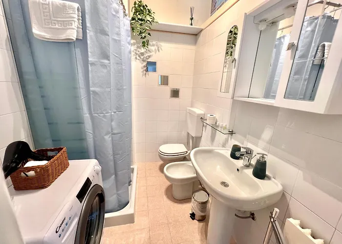 - Arena - Panoramic View -